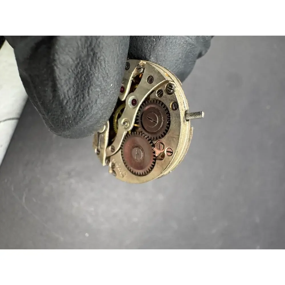 Vintage Wood Swiss Pocket Watch Movement 15 Jewels 18mm For Parts / Repair